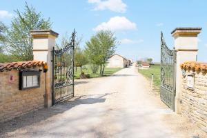 Sejours a la ferme Domaine Joseph LAFARGE Wine Resort Oeno-tonneaux experience : photos des chambres