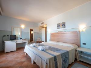 Superior Double or Twin Room with Sea View