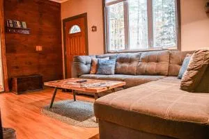 Brook Road Cabin - Washington