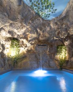 CAVE Chalet & Spa Parnassos Greece