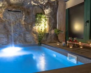 CAVE Chalet & Spa Parnassos Greece