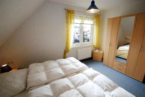 Wohnung am Schmachter See by Rujana