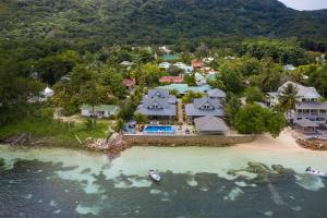 La Passe, La Digue, Seychelles.