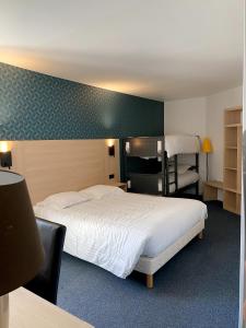 Hotels Cit Hotel LA PYRAMIDE : photos des chambres