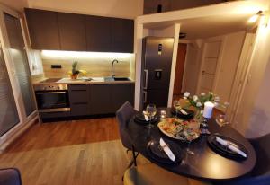 Olmissum rooftop sea view