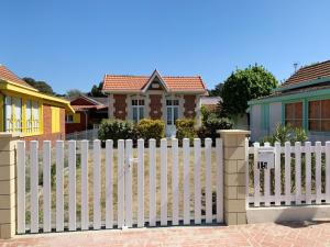 Maisons de vacances Maison de 2 chambres a Soulac sur Mer a 200 m de la plage avec jardin clos : photos des chambres