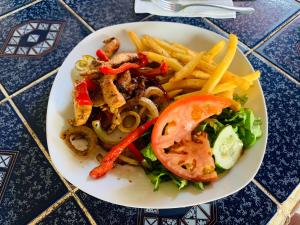 HOTEL Cabinas JACOMAR