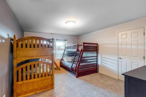 Four Bedroom House room in Chill-an View