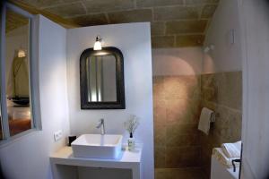 Les Canisses, magnifique appartement avec terrasse au cœur dUzès