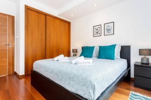 Baia da Luz- ground floor apartment