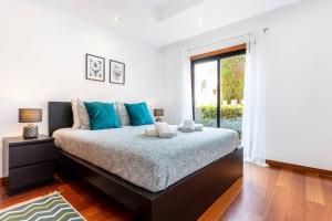 Baia da Luz- ground floor apartment