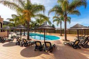 Baia da Luz - Poolview Loft Aparment