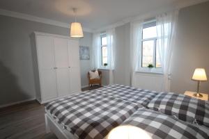 1023- Alte Da h me - Neu