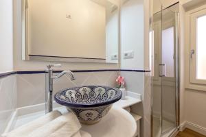 “CIELO E MARE”, CASETTA NEL CUORE DEL BORGO ANTICO / “SKY & SEA”, CHARMING IN THE HEART OF OLD VILLAGE img16