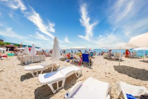PREMIER FORT BEACH Apartments