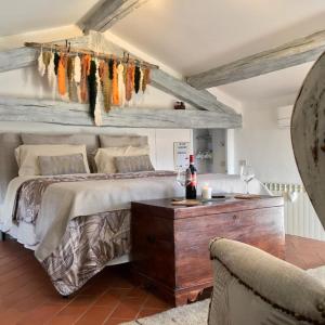Loft with Terrace room in Il Giglio B&B