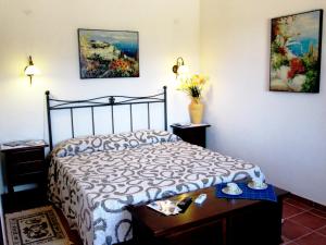 One-Bedroom Apartment (2 Adults + 2 Children) room in Agriturismo Serrafiori