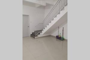 Homestay Tok Ayah, Behrang Jati