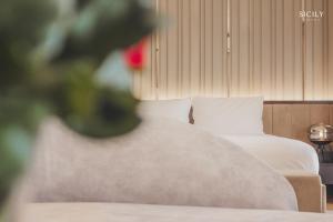 Sicily Hotel Grand World Phú Quốc