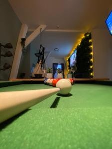 ZEN - Roubaix-Lille - Balneo - Home cinéma - Billard