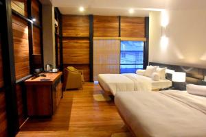 Manuka Hillwood Hotel