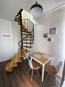 Strawberry Apartments City Center