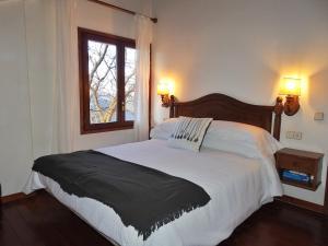 CASA UNIFAMILIAR 8 pax con jardín URTX - CERDANYA