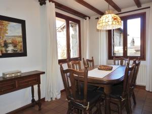 CASA UNIFAMILIAR 8 pax con jardín URTX - CERDANYA