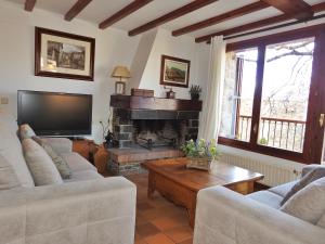 CASA UNIFAMILIAR 8 pax con jardín URTX - CERDANYA