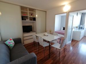 Golden Family Apartments