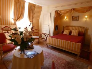 Hotels Domaine De Chatenay - Le Mans : photos des chambres