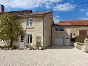 Appartements Gite de la Pierre percee : photos des chambres