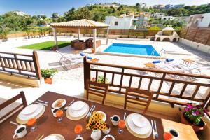 Marias Luxurious Villa in Koskinou