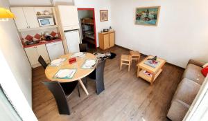 La Rivière Vue Mont Blanc