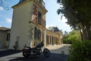 Maisons de vacances Manor House La Tour d'Armene : photos des chambres