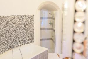 B&B / Chambres d'hotes DEMEURE DES CORDELIERS : photos des chambres