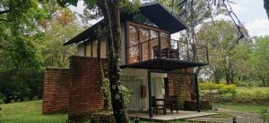 Sennya Resorts