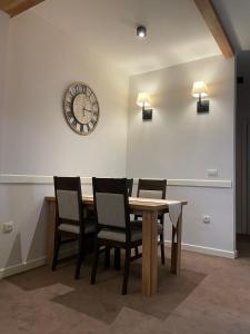 Central Residence by Župa