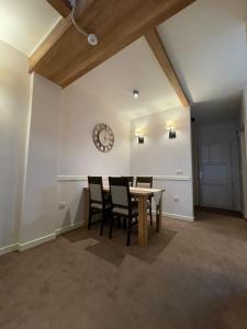 Central Residence by Župa