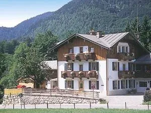 Pension Villa Lockstein - Hintergern