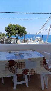 Ifigenia Apartments Aegina Greece