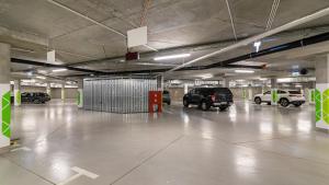 17th Floor Sea View - BillBerry Apartments