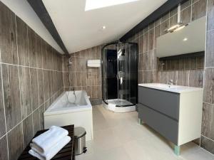 Les Logis des Vignobles Sainte Emilion en Duplex n 1 avec terrasse