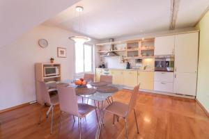 Apartment in the heart of Bled with views