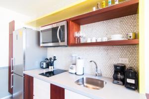 Singular by Stella Rentals