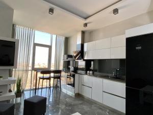 "Pearl 17" Sea View Elite Apartments in Historical Centre of Odessa