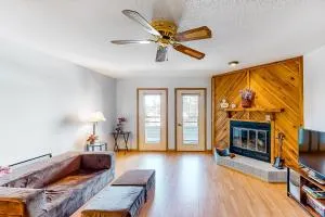 Lakeside Luxury - Baraboo