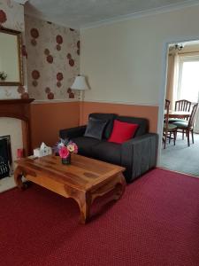 Delight Marvel-Derby House at Maidstone