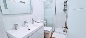 VV Casa Vivaldi Las Palmas "by henrypole home"