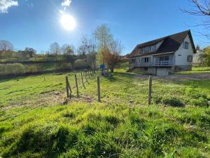 Maisons de vacances Maison de vacances - Lac de Chaumecon - Morvan - La Meloise : photos des chambres